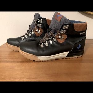 Women’s Forsake Patch waterproof boots / booties - size 8